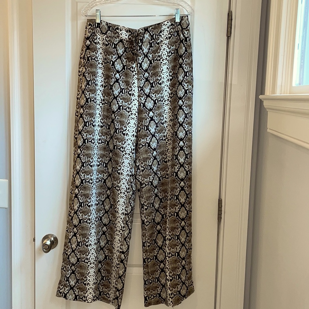 NWT Banana Republic snake print wide leg pants 12